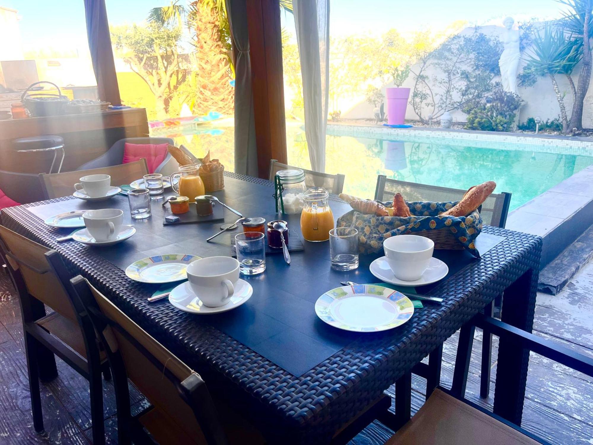 Villa Des Romieux Pinet  Ngoại thất bức ảnh